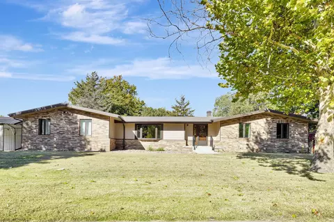 240 Warren, El Dorado, KS 67042