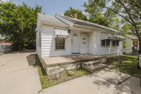 808 N Oliver Ave, Wichita, KS 67208