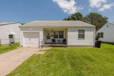 636 S Pinecrest, Wichita, KS 67218