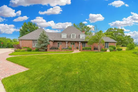13121 E Killenwood Dr, Wichita, KS 67230