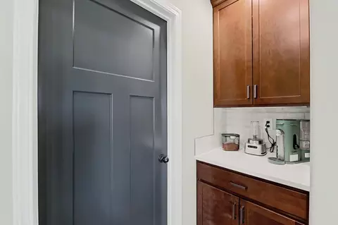 Entry Way - 2594 Spring Meadows Ct, Derby, KS 67037 photo 2 of 2