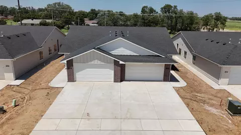 5416 S Chadd St UNIT 100, Wichita, KS 67215