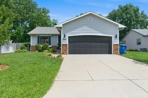 11814 W Jamesburg St, Wichita, KS 67212