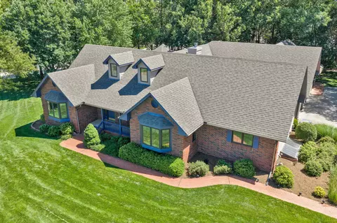 301 Campus Ct, North Newton, KS 67117