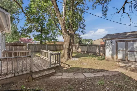 Exterior - 110 E Main St, Haven, KS 67543 photo 6 of 10
