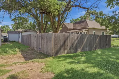 Exterior - 110 E Main St, Haven, KS 67543 photo 9 of 10
