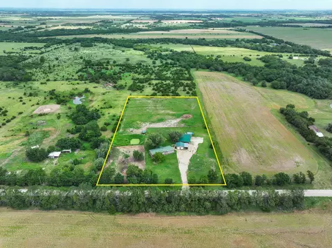 8732 SE 30th St, El Dorado, KS 67042