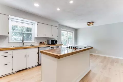 Kitchen - 605 E Main St, Haven, KS 67543 photo 6 of 6