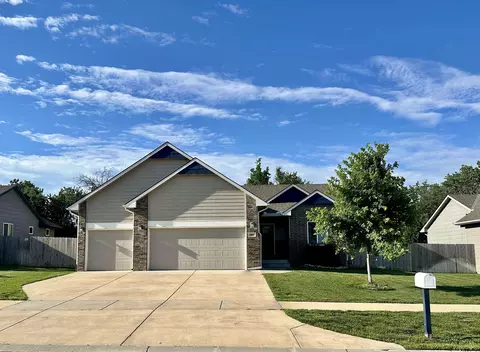 901 E Freedom, Derby, KS 67003