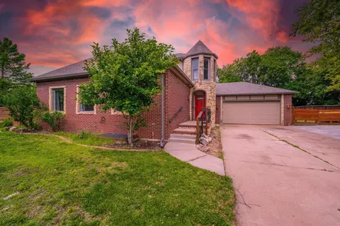 13911 E Bayley Cir, Wichita, KS 67230