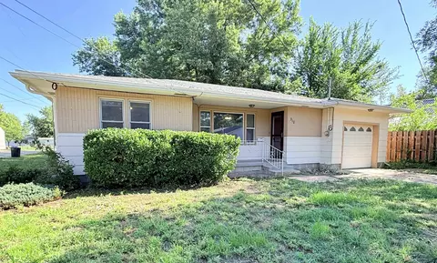 910 E Sherman, Marion, KS 66861