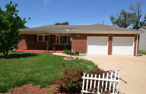 1787 Old Manor Rd, Wichita, KS 67208