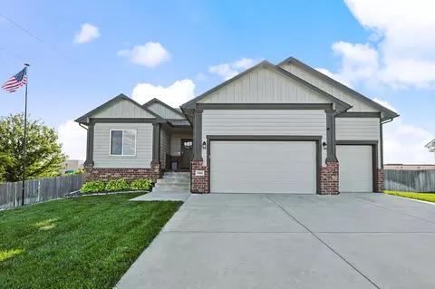 1901 N Amber Ridge St, Derby, KS 67037