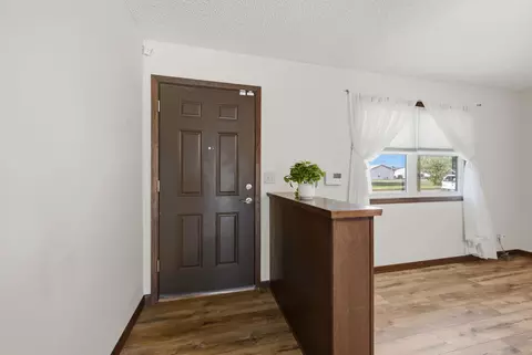 Entry Way - 206 E 1st Ave, Cheney, KS 67025 photo 1 of 2