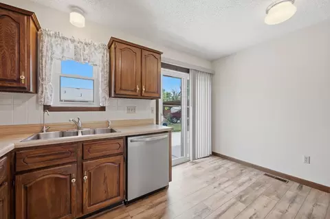 Kitchen - 206 E 1st Ave, Cheney, KS 67025 photo 2 of 3