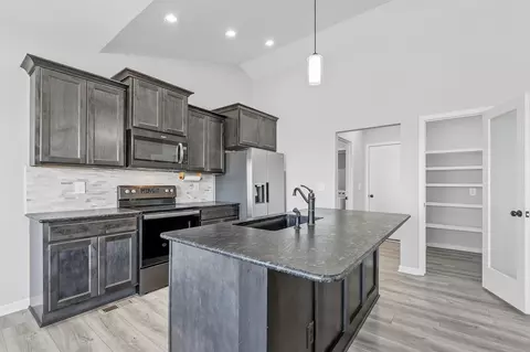 Kitchen - 832 E Sunset, Goddard, KS 67052 photo 2 of 2