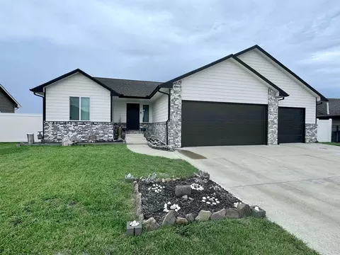 832 E Sunset, Goddard, KS 67052