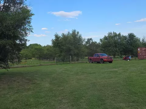 Exterior - 11030 S Anthony Ln, Mulvane, KS 67110 photo 4 of 5