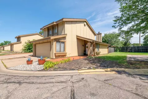 8419 E Harry St UNIT 804, Wichita, KS 67207