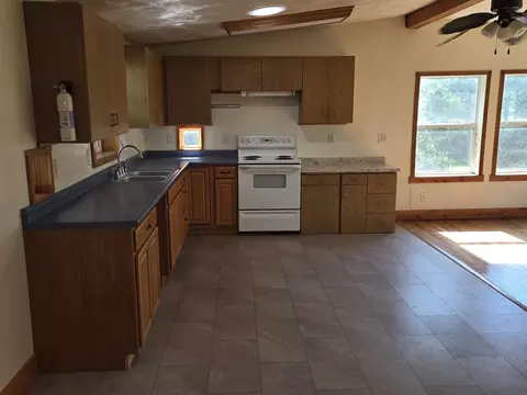 Kitchen - 317 E Wagner St, Dexter, KS 67038 photo 2 of 2