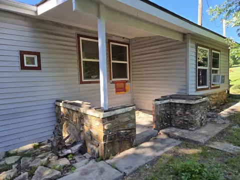 Exterior - 317 E Wagner St, Dexter, KS 67038 photo 5 of 5