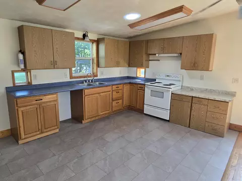 Kitchen - 317 E Wagner St, Dexter, KS 67038 photo 1 of 2