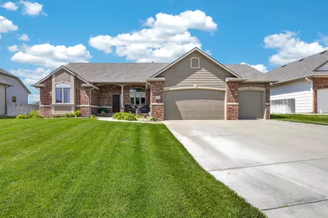 14209 W Binter Cir, Wichita, KS 67235
