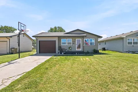 419 N Sedgwick Ave, Burrton, KS 67020