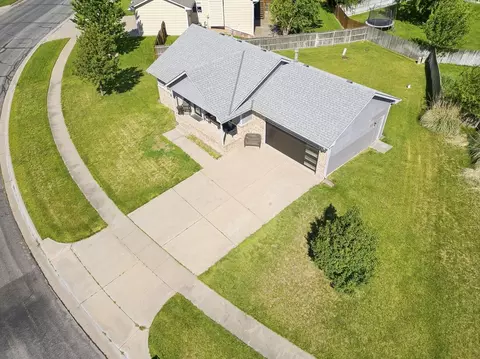 View/Area - 2308 E Spring Hill Dr, Goddard, KS 67052 photo 2 of 3