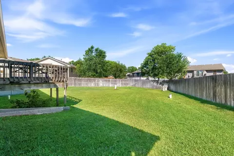 Exterior - 2308 E Spring Hill Dr, Goddard, KS 67052 photo 5 of 6