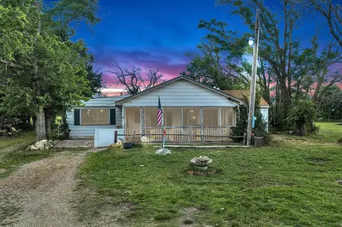 1332 N Hwy 15, Mulvane, KS 67110