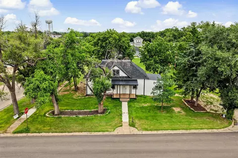702 N Rock St, Minneapolis, KS 67467
