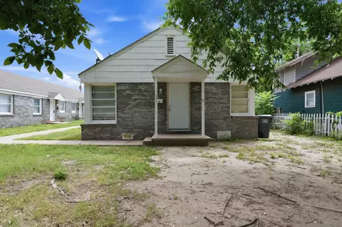 824 S Water St, Wichita, KS 67213