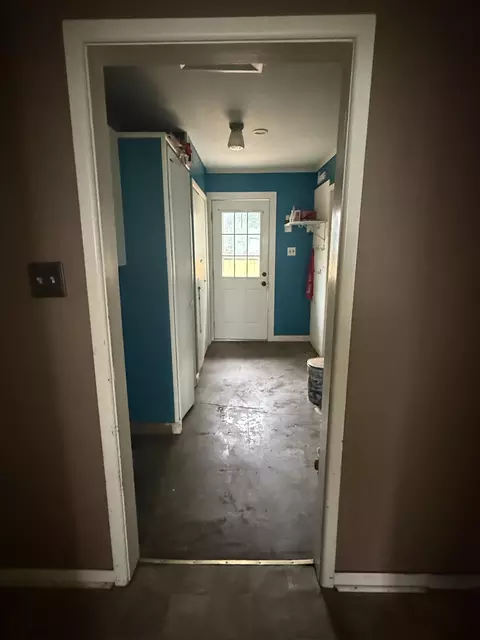 Entry Way - 417 Cliff St, Fall River, KS 67047 photo 1 of 2