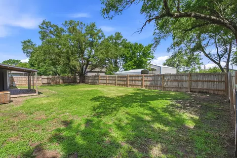 Exterior - 114 E 3rd St, Udall, KS 67146 photo 5 of 7