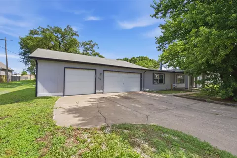 Exterior - 114 E 3rd St, Udall, KS 67146 photo 2 of 7