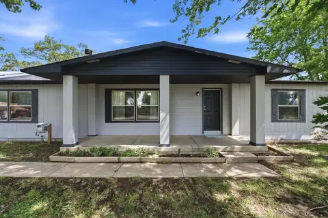 114 E 3rd St, Udall, KS 67146