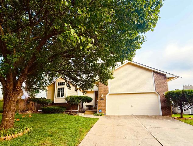 3737 N Whispering Brk, Wichita, KS 67220
