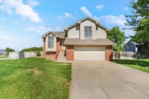 2014 N Grace Avenue Ct, Andover, KS 67002