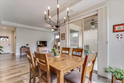 Dining - 925 E Clearlake, Derby, KS 67037 photo 3 of 3