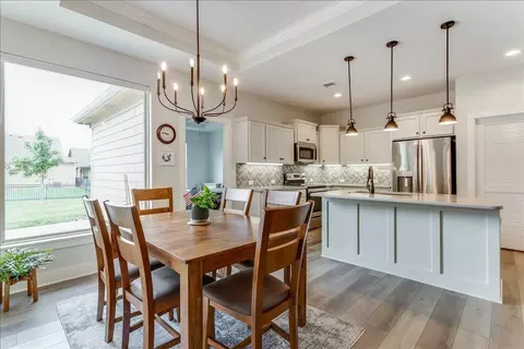 Dining - 925 E Clearlake, Derby, KS 67037 photo 2 of 3