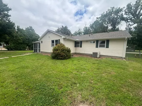 Exterior - 120 E 9th, Halstead, KS 67056 photo 6 of 6