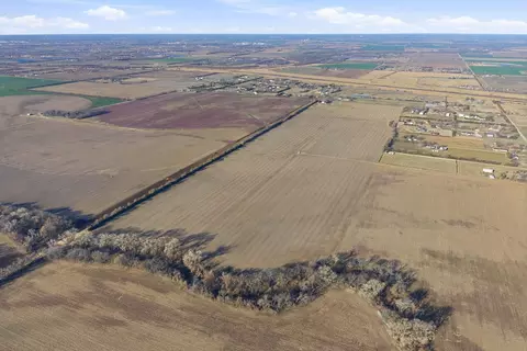 0000 N 77th St Hoover W, Valley Center, KS 67147