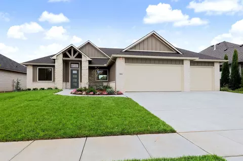 1834 W Harborlight, Wichita, KS 67204