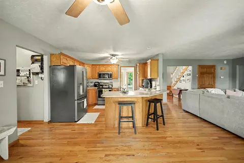 Kitchen - 417 Coreyview Pl, Abilene, KS 67410 photo 2 of 4