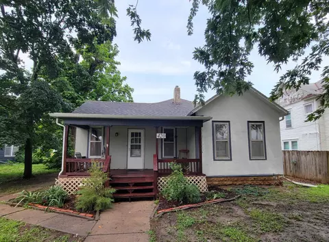 420 N Jefferson Ave, Wellington, KS 67152