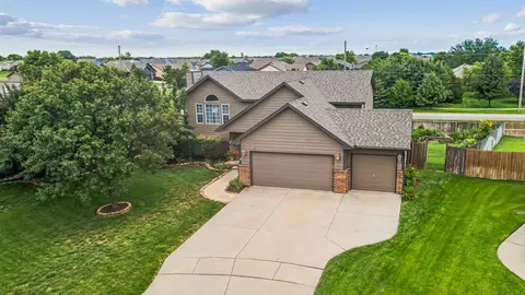 1925 E Sunset Ct, Goddard, KS 67052