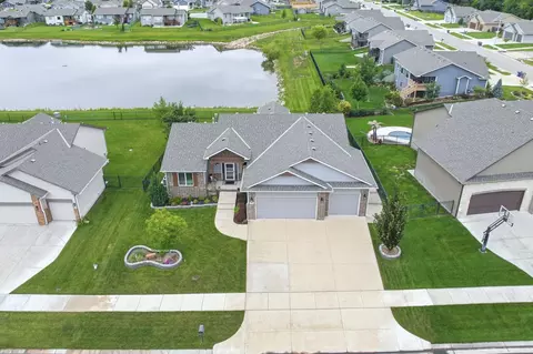 920 E Freedom St, Derby, KS 67037