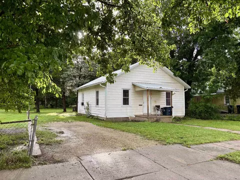 721 N Star St, El Dorado, KS 67042