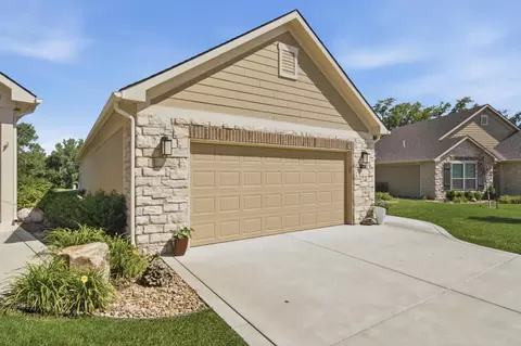 Exterior - 1013 E Waters Edge St, Derby, KS 67037 photo 2 of 11
